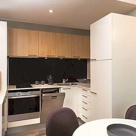 Adina Apartmanhotel