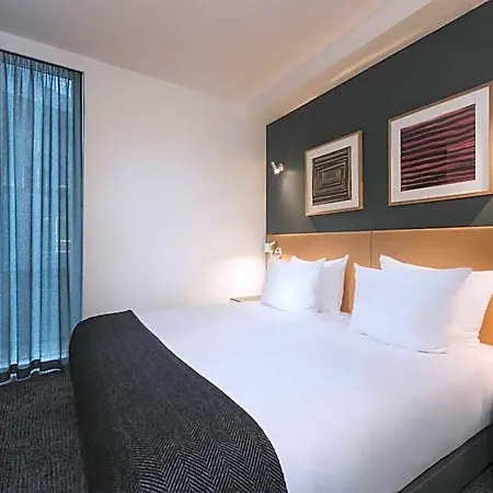 Apartmanhotel Adina 4*