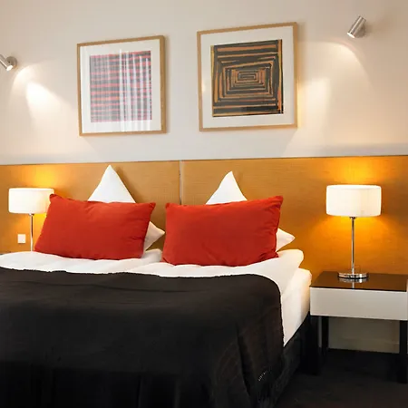 Aparthotel Adina