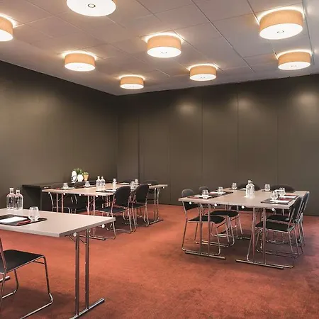 Aparthotel Adina