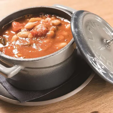 아디나 아파트먼트