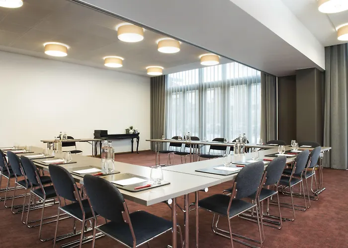 Adina Aparthotel